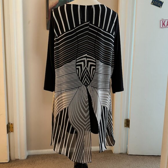IC by Connie K Black and White Striped Tunic - Picture 2 of 3